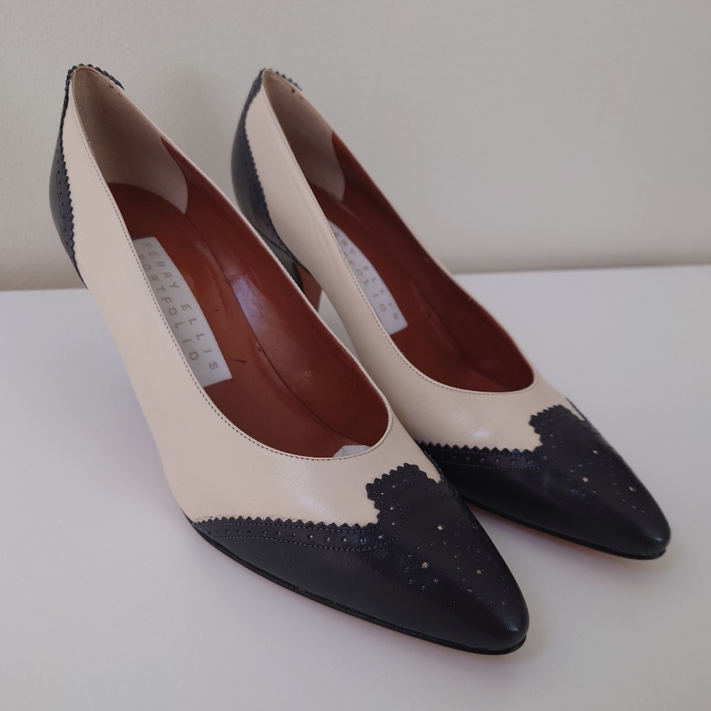 Perry Ellis Heels Size 8 - Made in Italy